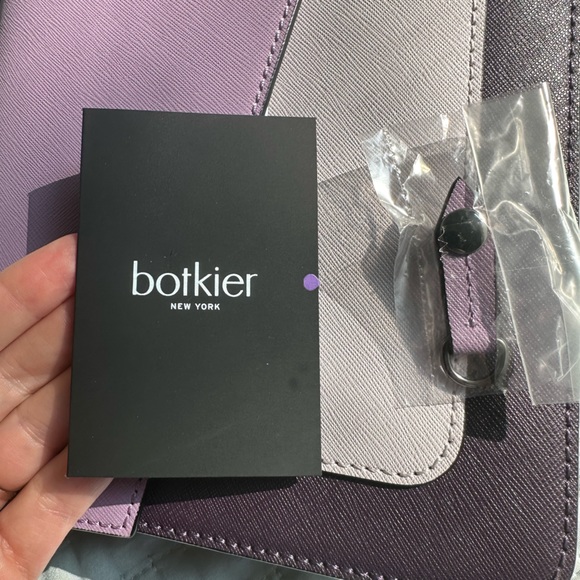 NWOT Botkier Leather Crossbody Cobble Hill Lilac combo. - Picture 7 of 9